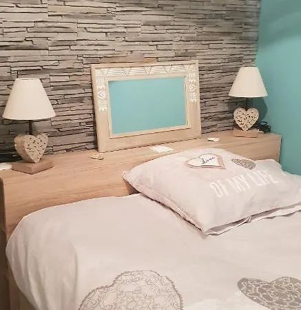 Appartamento Joli appartement avec jacuzzi extérieur privatif