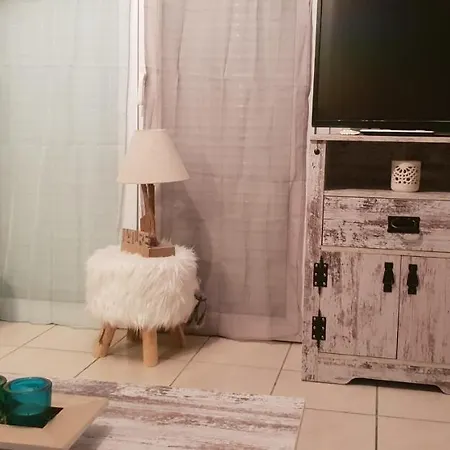 Apartment Joli Appartement Avec Jacuzzi Exterieur Privatif