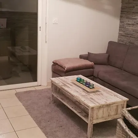 Joli Appartement Avec Jacuzzi Exterieur Privatif Pau